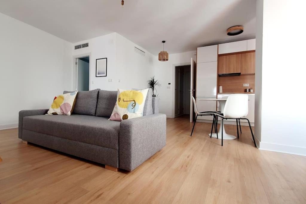 Céntrico Y Espacioso Loft Parking Gratuito M Apartamento *
